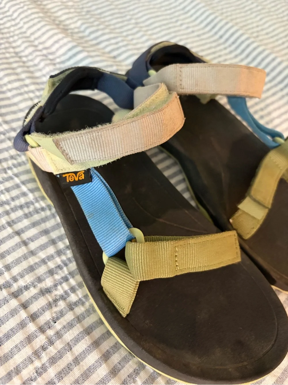 Boys Teva- Size 3